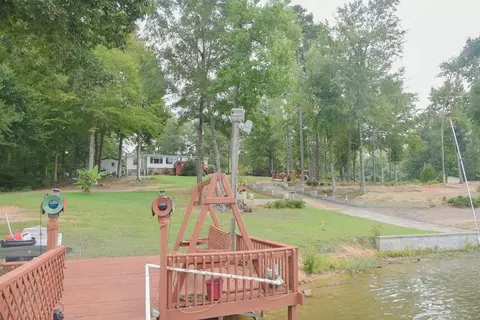 379 Neptune Dr, Waterloo, SC 29384 photo 1