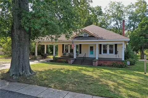 29 Central Ave, Honea Path, SC 29654 photo 2