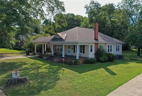 29 Central Ave, Honea Path, SC 29654 photo 3