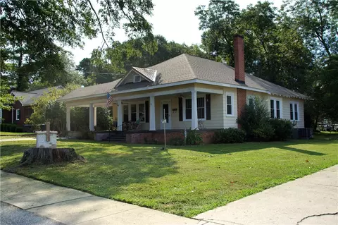29 Central Ave, Honea Path, SC 29654 photo 4