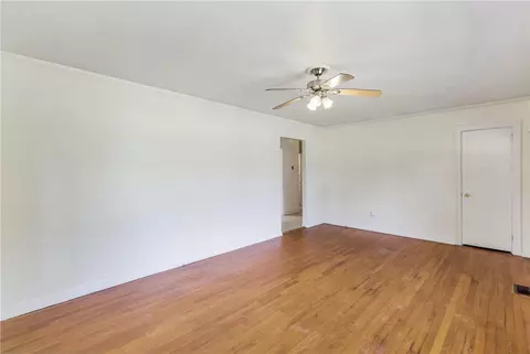 7 C St, Williamston, SC 29697 photo 8