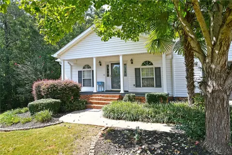 110 Bethany Dr, Pelzer, SC 29669 photo 4