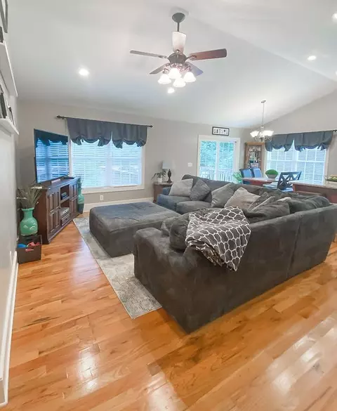 207 Doyle Dr, Seneca, SC 29678 photo 18
