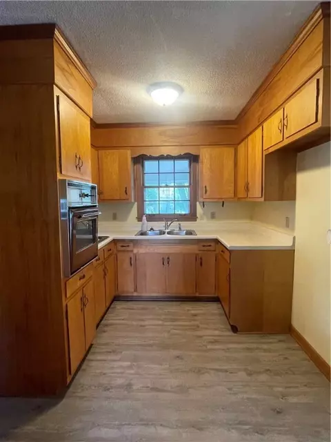 106 Astor St, Easley, SC 29642 photo 5