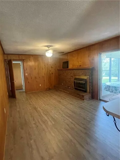 106 Astor St, Easley, SC 29642 photo 3