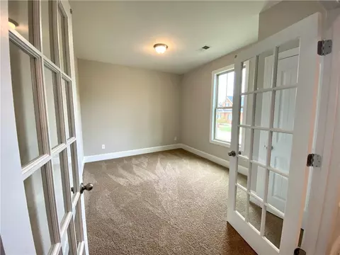 505 Dye Dr, Seneca, SC 29678 photo 5
