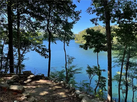 112 Misty Water Loop, Sunset, SC 29685 photo 5