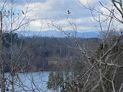 112 Misty Water Loop, Sunset, SC 29685 photo 3