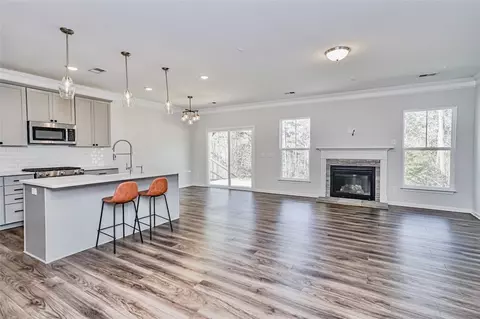 183 Caledonia Dr, Easley, SC 29642 photo 4