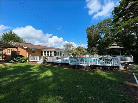 10 E Summit Dr, Ware Shoals, SC 29692 photo 6