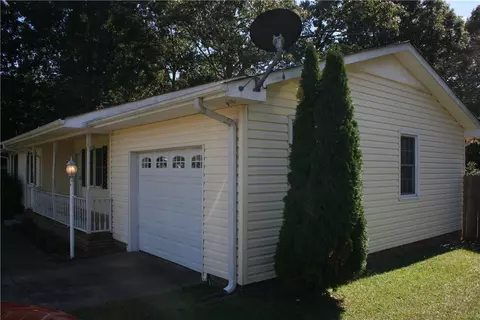 2728 Lebanon Rd, Pendleton, SC 29670 photo 2