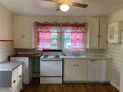 132 E Jones Ave, Pickens, SC 29671 photo 20