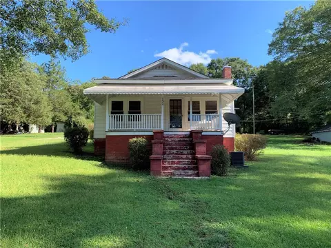 132 E Jones Ave, Pickens, SC 29671 photo 2