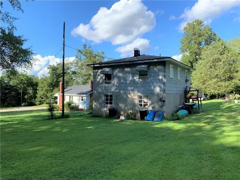 132 E Jones Ave, Pickens, SC 29671 photo 33
