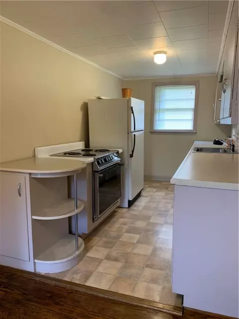 132 E Jones Ave, Pickens, SC 29671 photo 41
