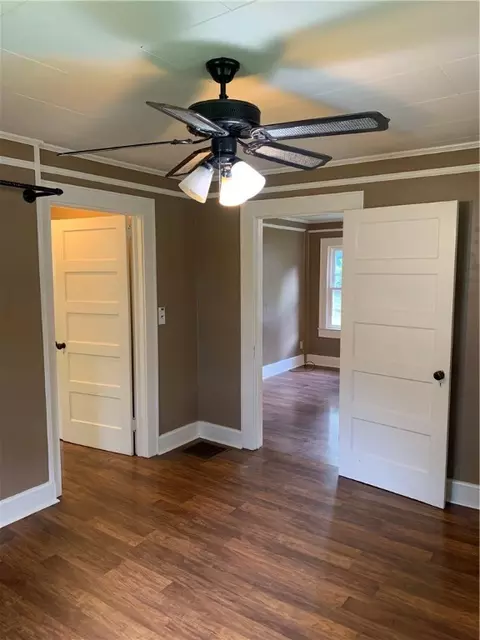 132 E Jones Ave, Pickens, SC 29671 photo 24
