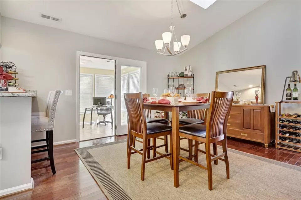  111 Sheffield Rd, Greer, SC 29651 photo 11