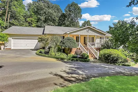 111 Sheffield Rd, Greer, SC 29651 photo 3