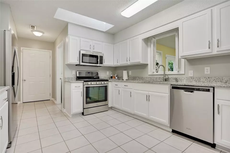  111 Sheffield Rd, Greer, SC 29651 photo 7