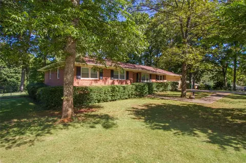 303 Brook Forest Dr, Anderson, SC 29621 photo 3