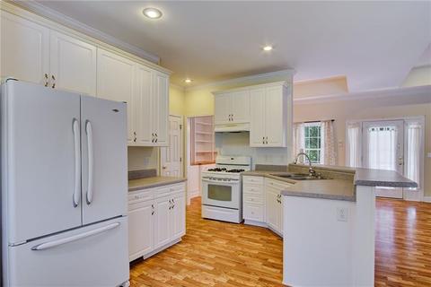 237 Lakeside Dr, Walhalla, SC 29691 photo 6