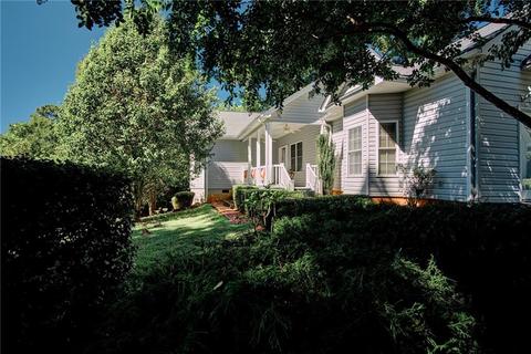 237 Lakeside Dr, Walhalla, SC 29691 photo 1