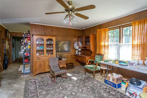 607 S Pendleton St, Easley, SC 29640 photo 4