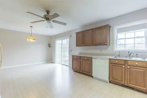108 Devon Ct, Easley, SC 29640 photo 7