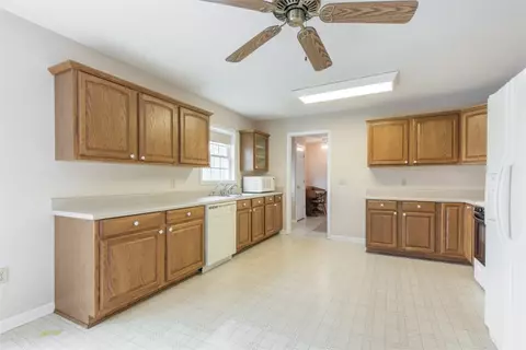 108 Devon Ct, Easley, SC 29640 photo 6