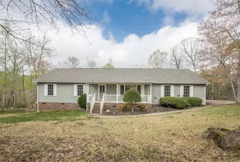 108 Devon Ct, Easley, SC 29640 photo 1