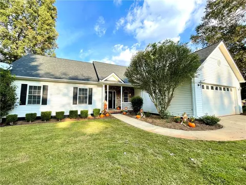 118 Windamere Rd, Easley, SC 29640 photo 1