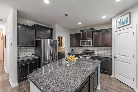 327 Avendell Dr, Easley, SC 29642 photo 4