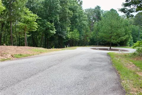 47 Lake Edge Way, Toccoa, SC 30577 photo 2