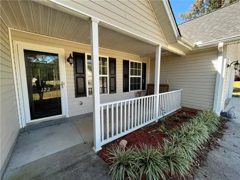 122 Stevens Ct, Williamston, SC 29697 photo 2