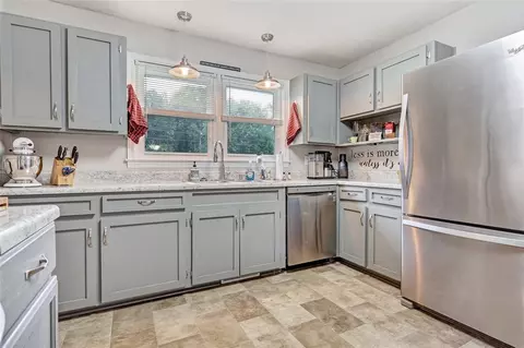 119 Iris Dr, Easley, SC 29642 photo 17