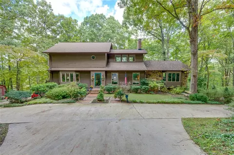 185 W Hester Dr, Easley, SC 29640 photo 1