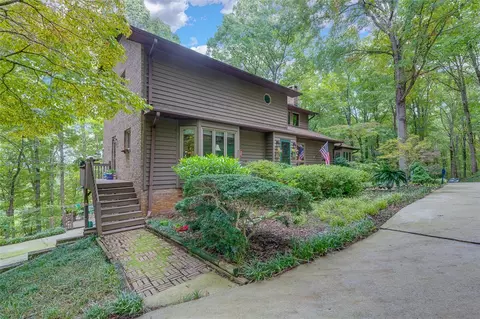 185 W Hester Dr, Easley, SC 29640 photo 3