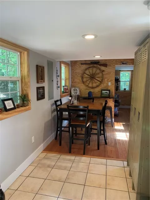598 Walnut Tree Rd, Mountain Rest, SC 29664 photo 6