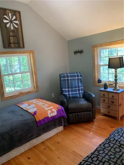 598 Walnut Tree Rd, Mountain Rest, SC 29664 photo 10