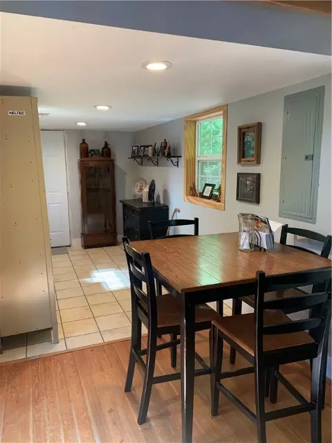 598 Walnut Tree Rd, Mountain Rest, SC 29664 photo 5
