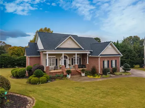 121 Wicklow Ct, Easley, SC 29642 photo 1