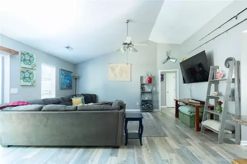 705 E South Boundary St, Walhalla, SC 29691 photo 9