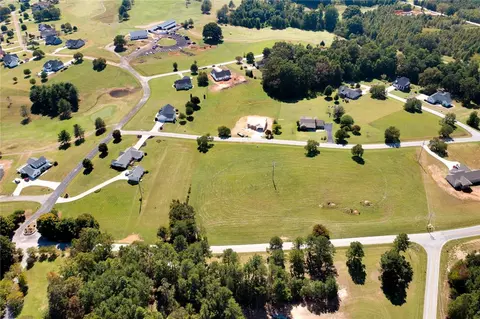 1307 Falcons Dr, Walhalla, SC 29691 photo 35