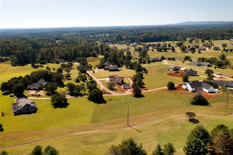 2005 Aberdeen Ln, Walhalla, SC 29691 photo 4