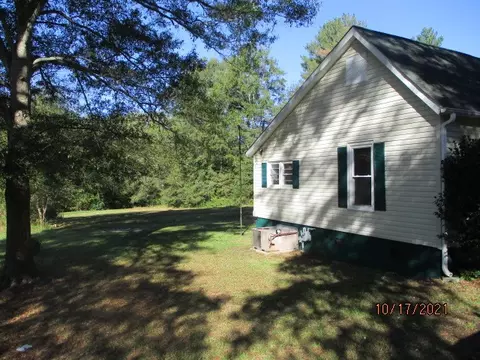 202 Sirrine St, Honea Path, SC 29654 photo 2