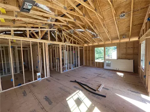 312 Kenneth St, Walhalla, SC 29691 photo 4