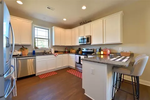 706 Rockstone Dr, Seneca, SC 29678 photo 6