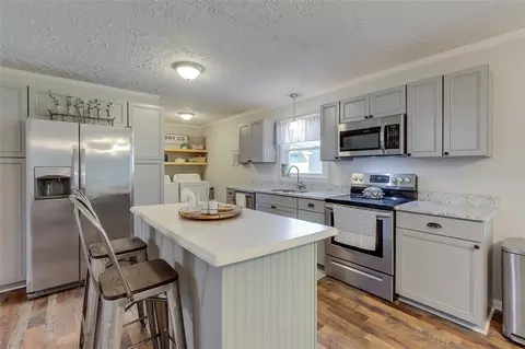 301 Richard St, Easley, SC 29640 photo 10