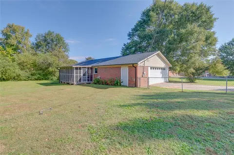 301 Richard St, Easley, SC 29640 photo 27
