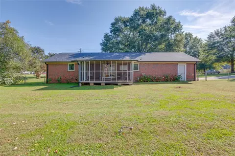 301 Richard St, Easley, SC 29640 photo 25